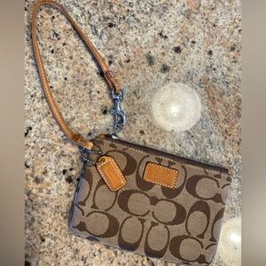 Coach Wristlet Corner Zip Vintage Monogram Brown Signature clutch leather canvas